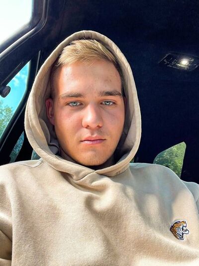  ,   , 27 ,   ,   