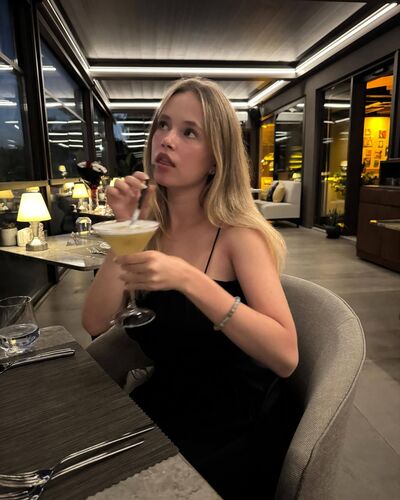  Beersel,   , 27 ,     , c 