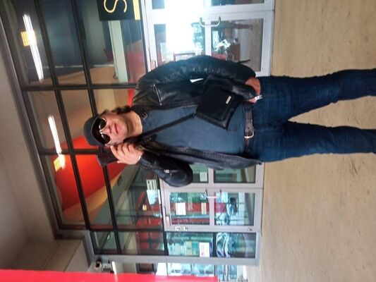  ,   Kakha, 44 ,   ,   , c 