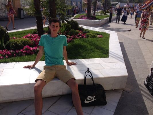  ,   Igor, 34 ,   