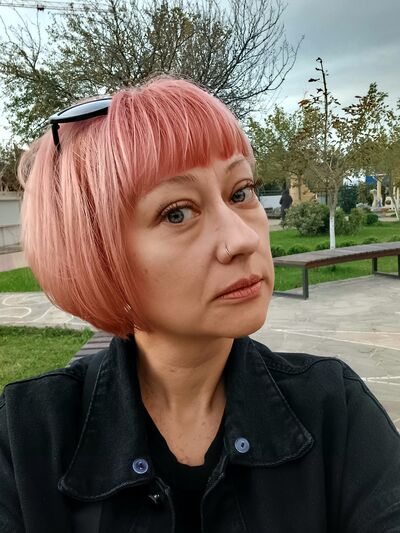  ,   Alena, 44 ,  