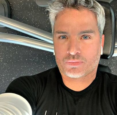  ,   Arturo, 44 ,   ,   