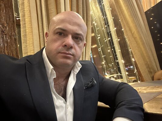  ,   Alik, 42 ,  