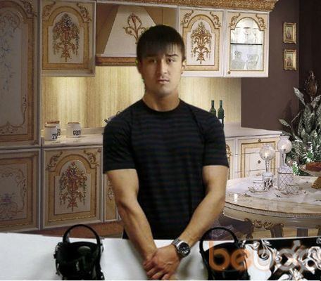  ,   Azik, 32 ,   ,   , c 