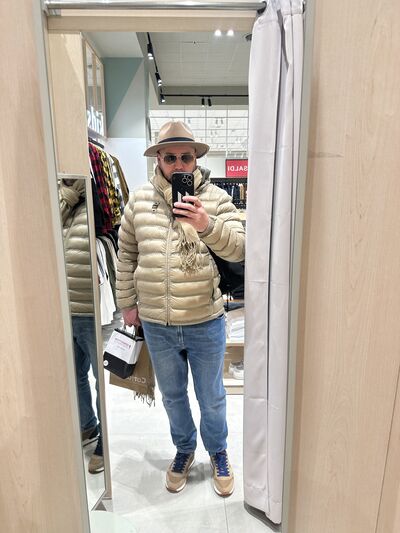  ,   Vladislav, 44 ,   ,   , c , 