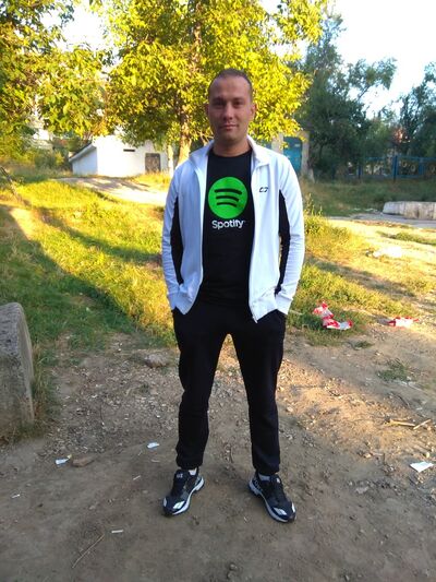  ,   Alex, 31 ,   ,   , c 