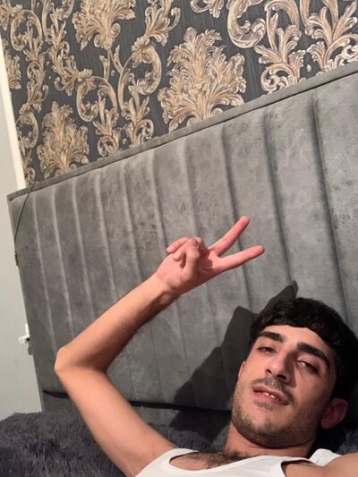  ,   Goqor, 27 ,  