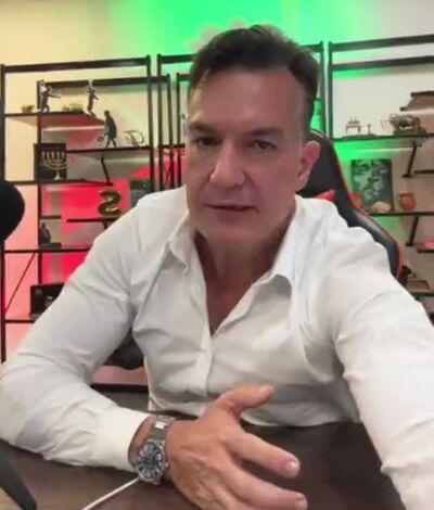  ,   Stevennelson, 60 ,   ,   