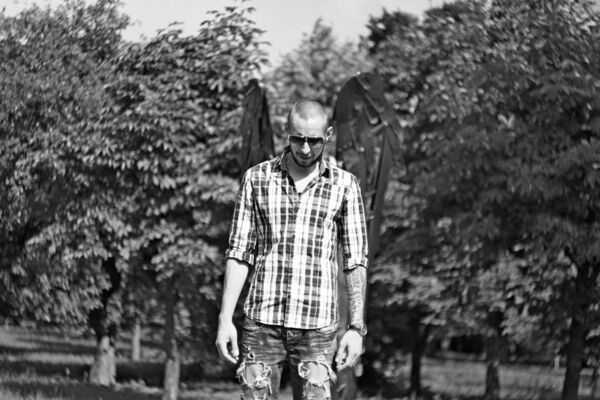  ,   Staff, 36 ,   ,   , c 