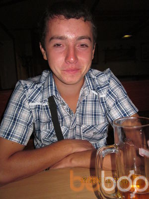  ,   Roman, 32 ,   , 