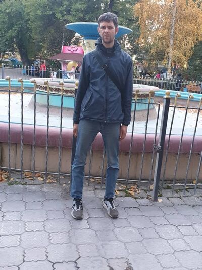  ,   Maxim, 34 ,   c 