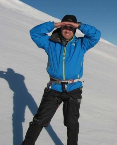  ,   Mike, 46 ,   ,   