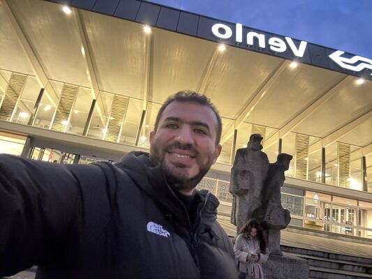  ,   Gio, 39 ,   ,   , c 