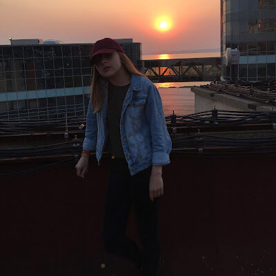  ,   Anya, 21 ,   ,   