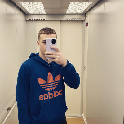  ,   Denis, 22 ,   ,   