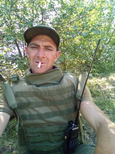  ,   Sergei retiv, 35 ,   ,   