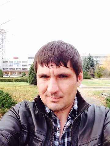  ,   Sergei, 47 ,   ,   
