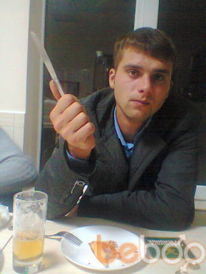  3562281  Costea, 36 ,    