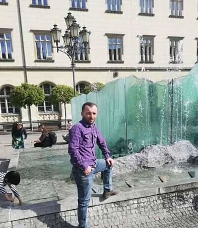  ,   Zviadi, 39 ,   ,   , c 