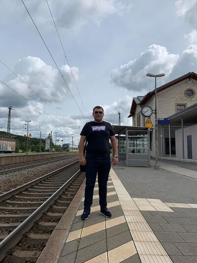  ,   Narek, 28 ,   ,   