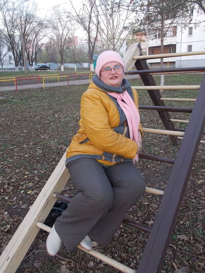  ,   Yuliya, 53 ,  