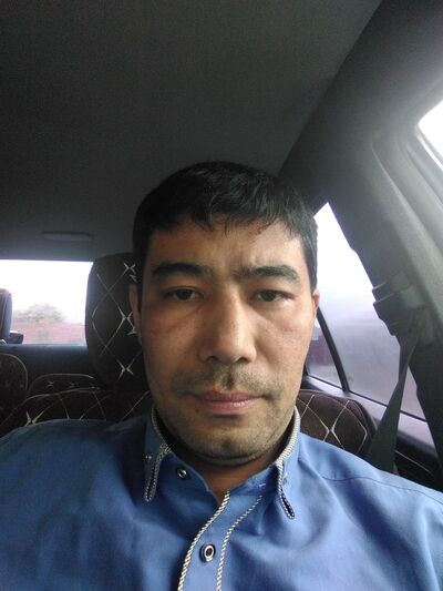  ,   Artur, 42 ,   