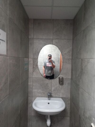  -,   Artem, 21 ,   ,   , c , 
