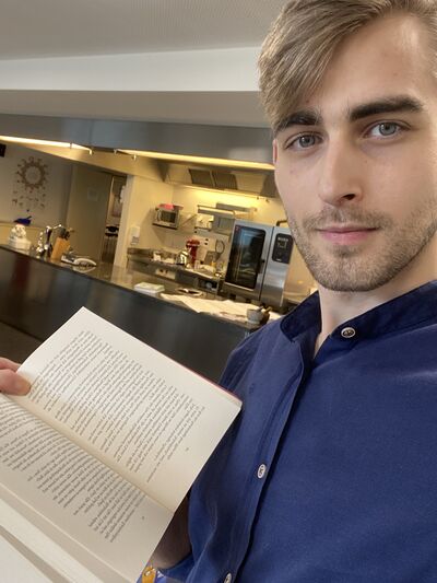  Neuenhof,   Roman, 28 ,   ,   