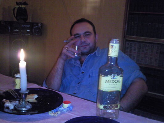  ,   Pol, 48 ,   