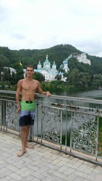  10648361  Igor, 30 ,    