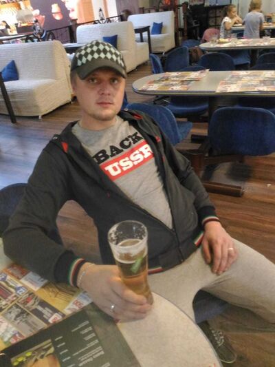  ,   Mardvin, 38 ,  
