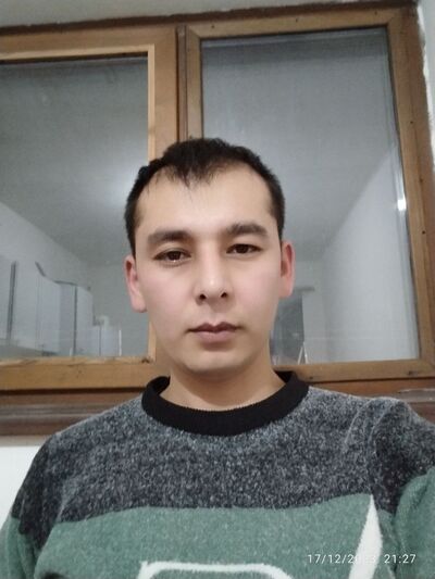  ,   Kamiljon, 31 ,   ,   