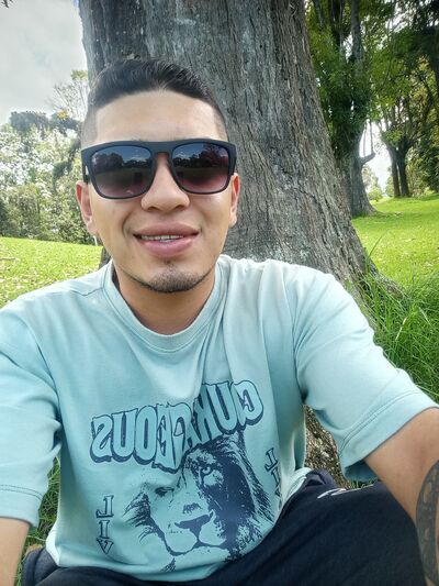  ,   Julian, 26 ,   ,   
