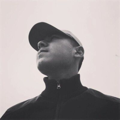  ,   Kamron, 25 ,   ,   