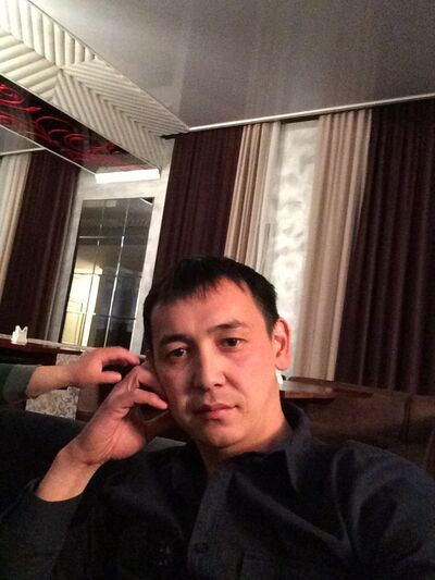  ,   Apple men, 41 ,   