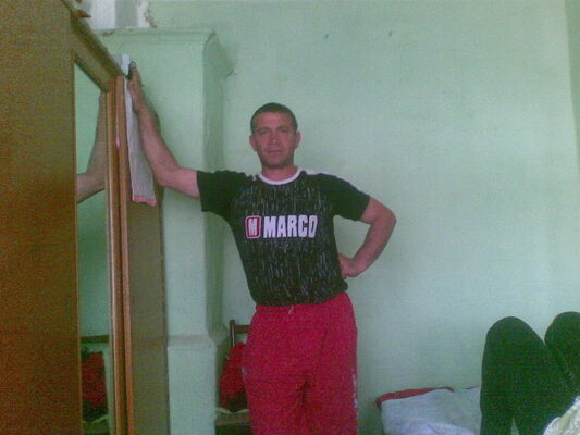  ,   Valera, 51 ,  
