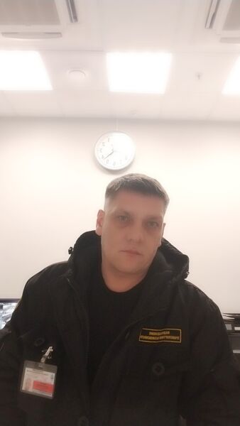  ,   Artyom, 43 ,   ,   