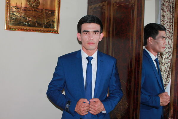  ,   Bahodir, 37 ,  