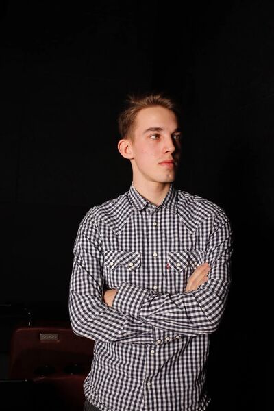  -,   , 19 ,   ,   
