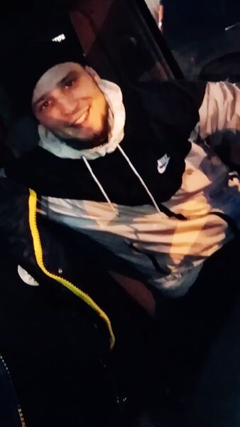  ,   Anton, 29 ,   , 