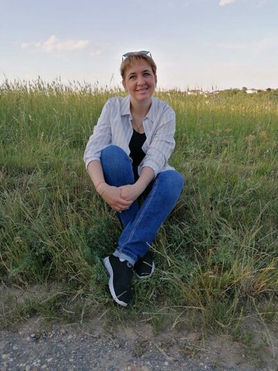  ,   Elena, 49 ,     , c , 
