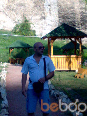  ,   Maxim, 45 ,  