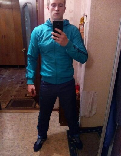  ,   Made b sport, 35 ,   c 
