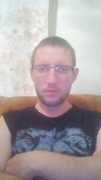  ,   Viktor, 39 ,   c , 