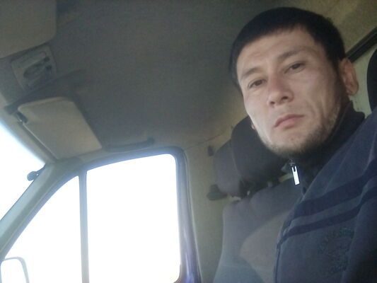  ,   Avazbek, 38 ,   ,   , c 