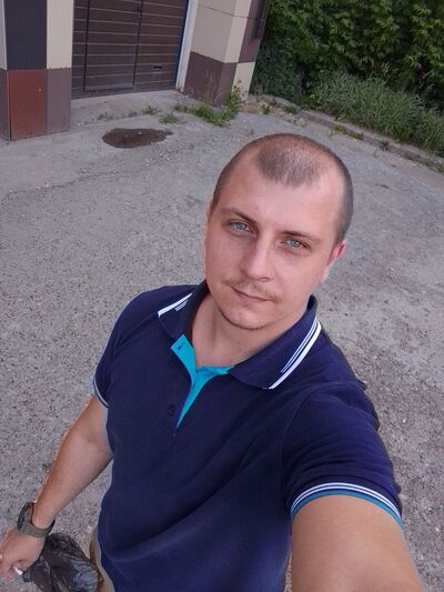  ,   Neo, 33 ,   