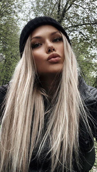  ,   Marina, 31 ,   , 