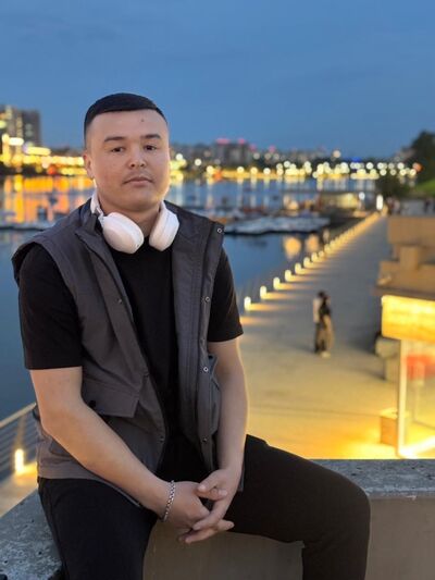  ,   Javid, 26 ,   ,   