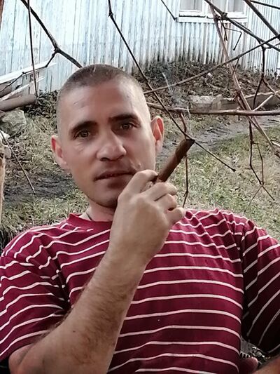  ,   Yury, 43 ,   ,   