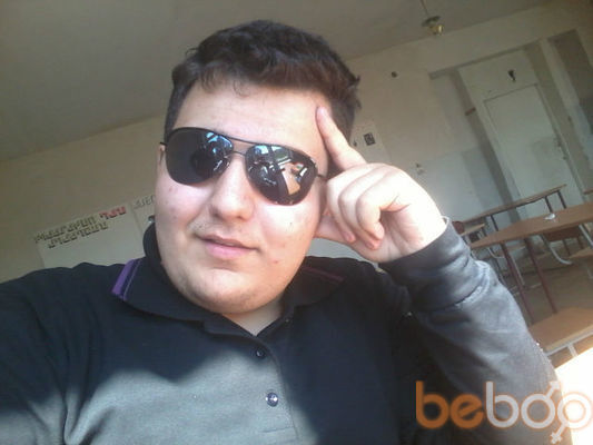  ,   Armen, 31 ,   